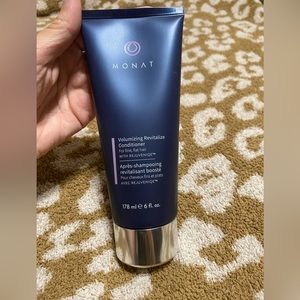 Monat Volumizing Revitalize Conditioner